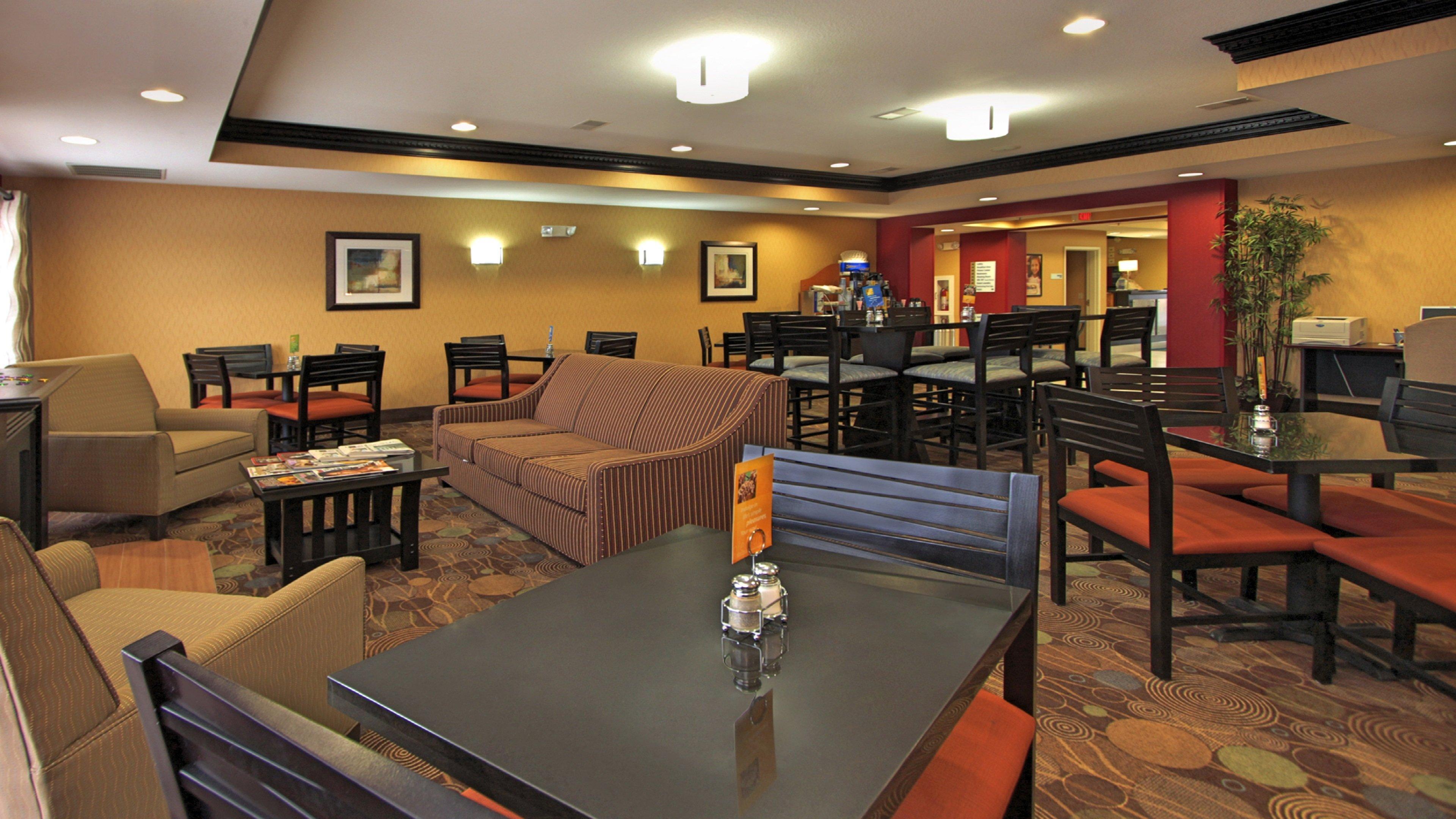 Holiday Inn Express Hotel & Suites Defiance By Ihg Extérieur photo